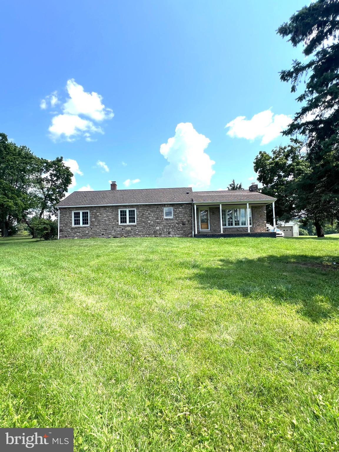 1861 Lesher Mill Road Palm, PA 18070 - Photo 3 of 35