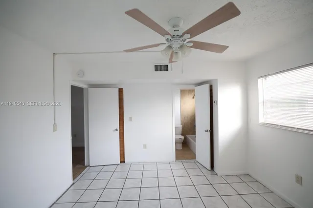 $1,800 | 6270 West Flagler Street, Unit C8, Miami, FL 33144