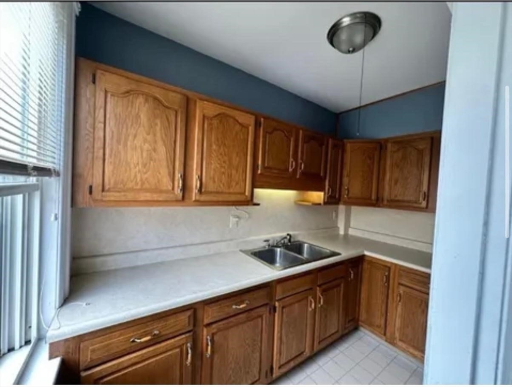 10 Imperial Road Worcester, MA 01604 - Photo 10 of 18 Gallery Image 10