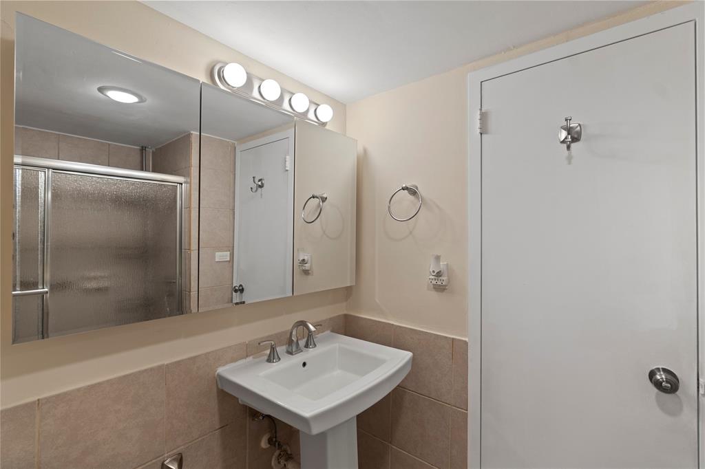 2100 Sans Souci Boulevard, Unit 1410 North Miami, FL 33181 - Photo 12 of 22