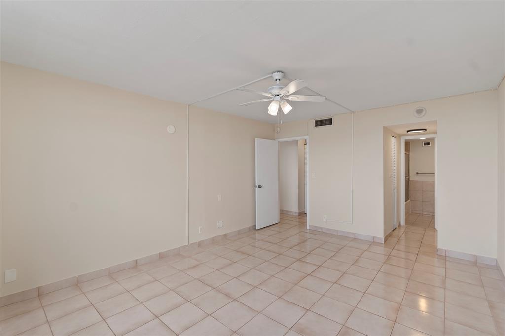 2100 Sans Souci Boulevard, Unit 1410 North Miami, FL 33181 - Photo 6 of 22