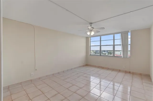 $189,000 | 2100 Sans Souci Boulevard, Unit 1410, North Miami, FL 33181