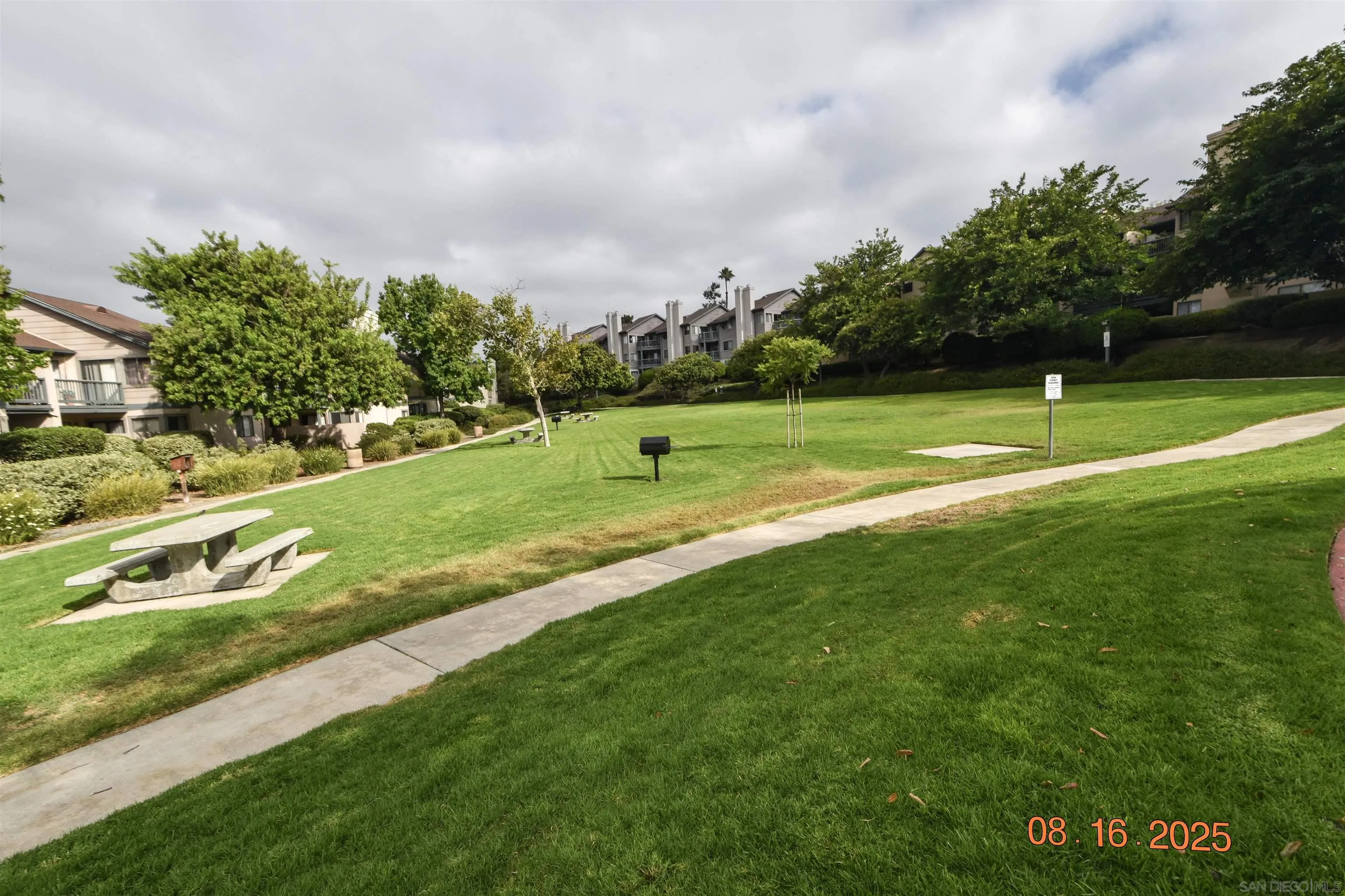 2976 Anawood Way Spring Valley, CA 91978 - Photo 25 of 39