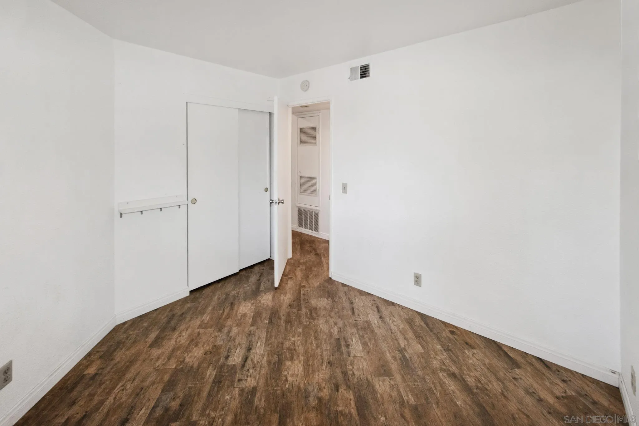 2976 Anawood Way Spring Valley, CA 91978 - Photo 9 of 39