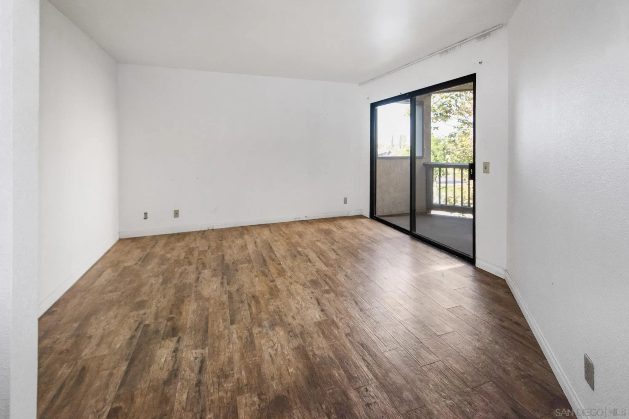 2976 Anawood Way Spring Valley, CA 91978 - Photo 10 of 39