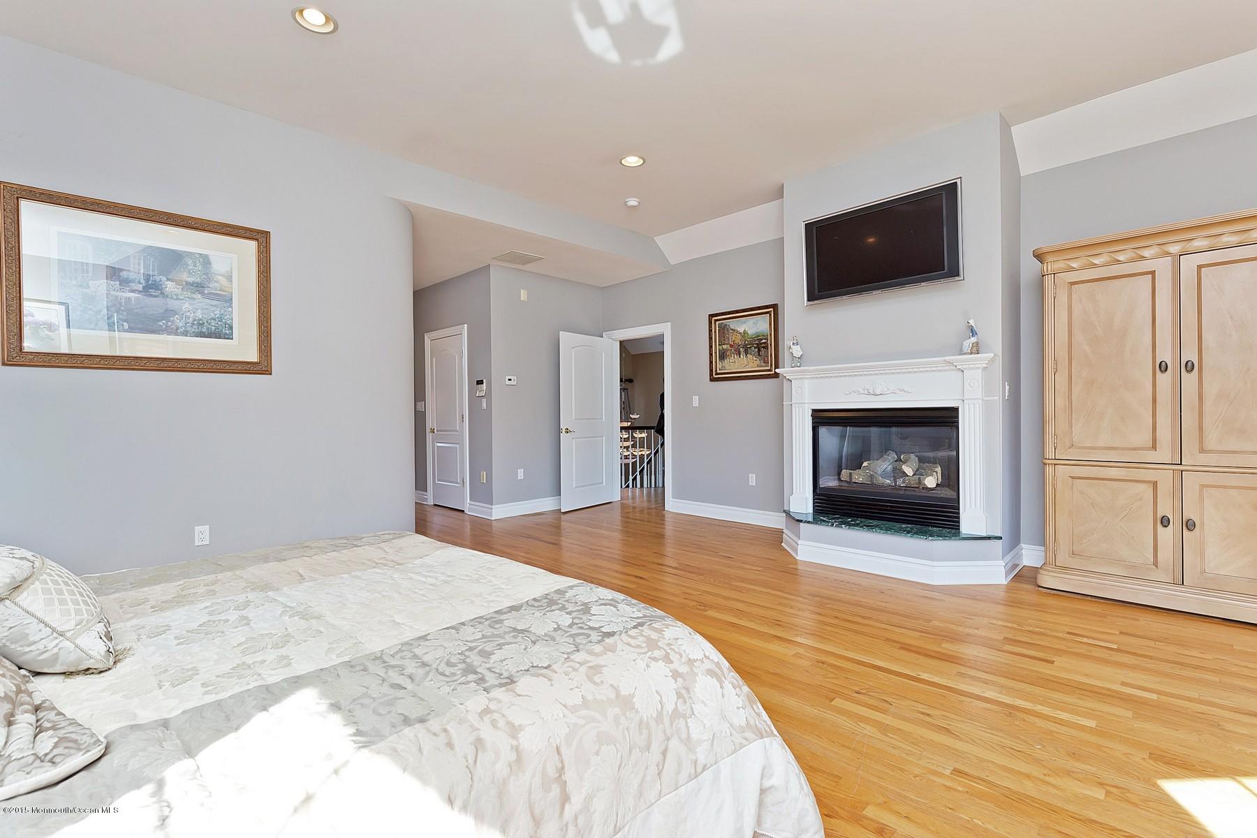 18 Eagle Nest Road Colts Neck, NJ 07722 - Photo 26 of 45 055-183911-IMG_9900_3697370