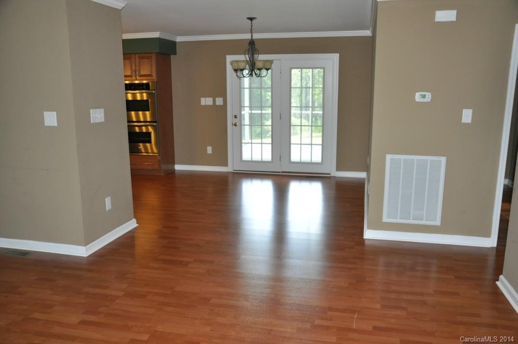 1060 Wiggins Road Clover, SC 29710 - Photo 4 of 21