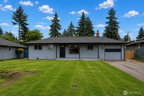 $585,000 | 24911 38th Avenue South, Kent, WA 98032
