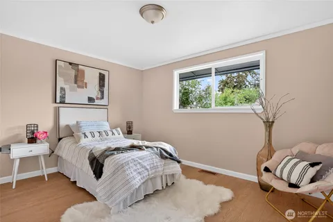 $585,000 | 24911 38th Avenue South, Kent, WA 98032