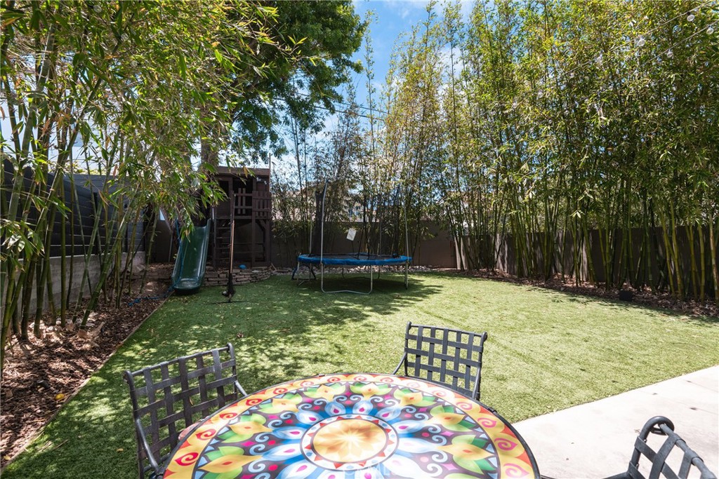 1149 Pine Avenue Manhattan Beach, CA 90266 - Photo 13 of 43 a view of outdoor space yard and patio