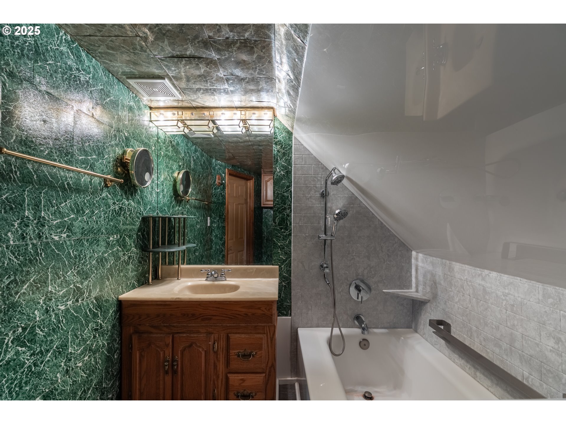 169 MacArthur Street St. Helens, OR 97051 - Photo 14 of 31 a bathroom with a sink mirror and vanity