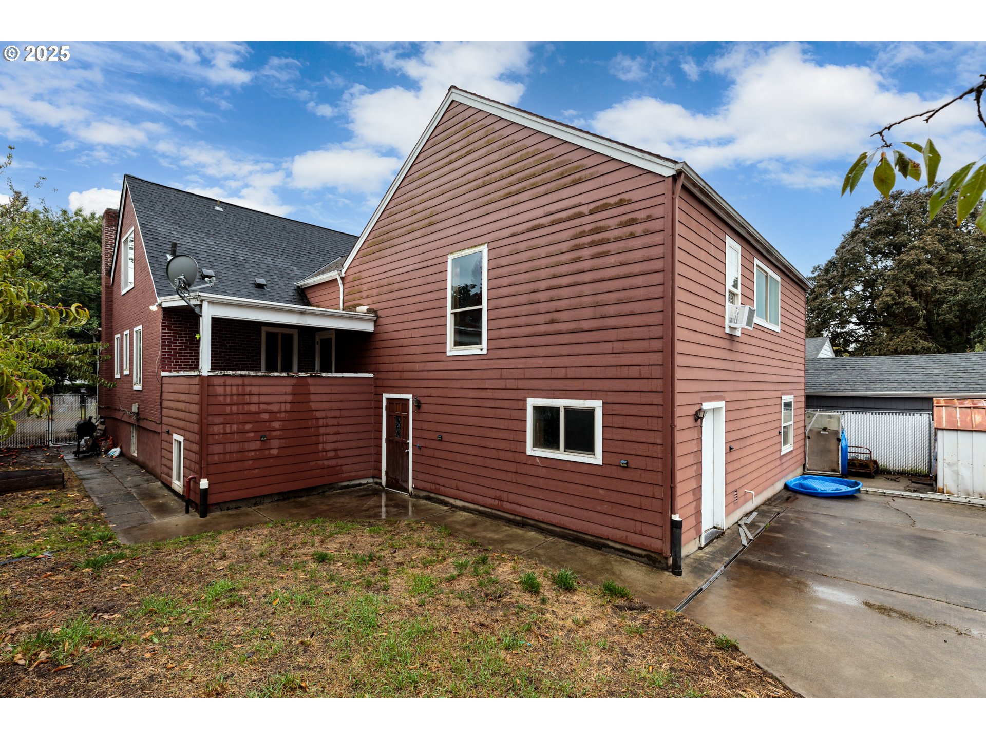 169 MacArthur Street St. Helens, OR 97051 - Photo 25 of 31 a view of a house with a yard