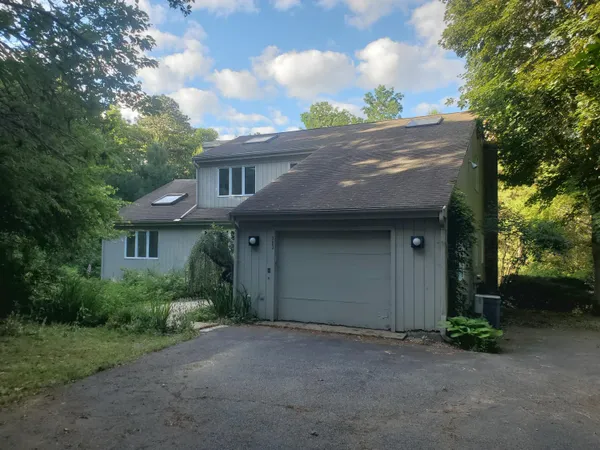 $779,900 | 303 Turtleback Road, Marstons Mills, MA 02648