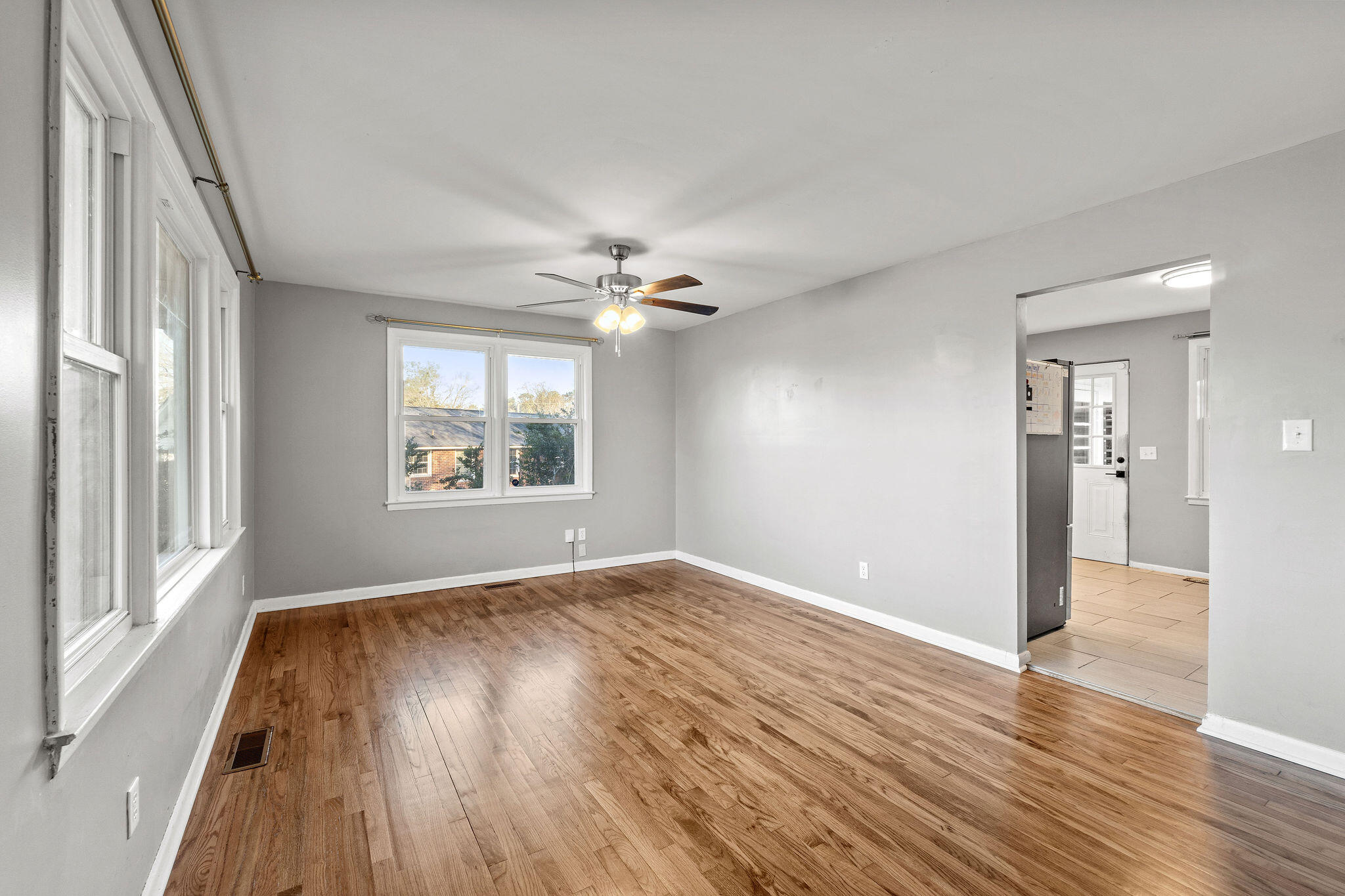 211 Heil Drive North Augusta, SC 29841 - Photo 4 of 27 DSC02599