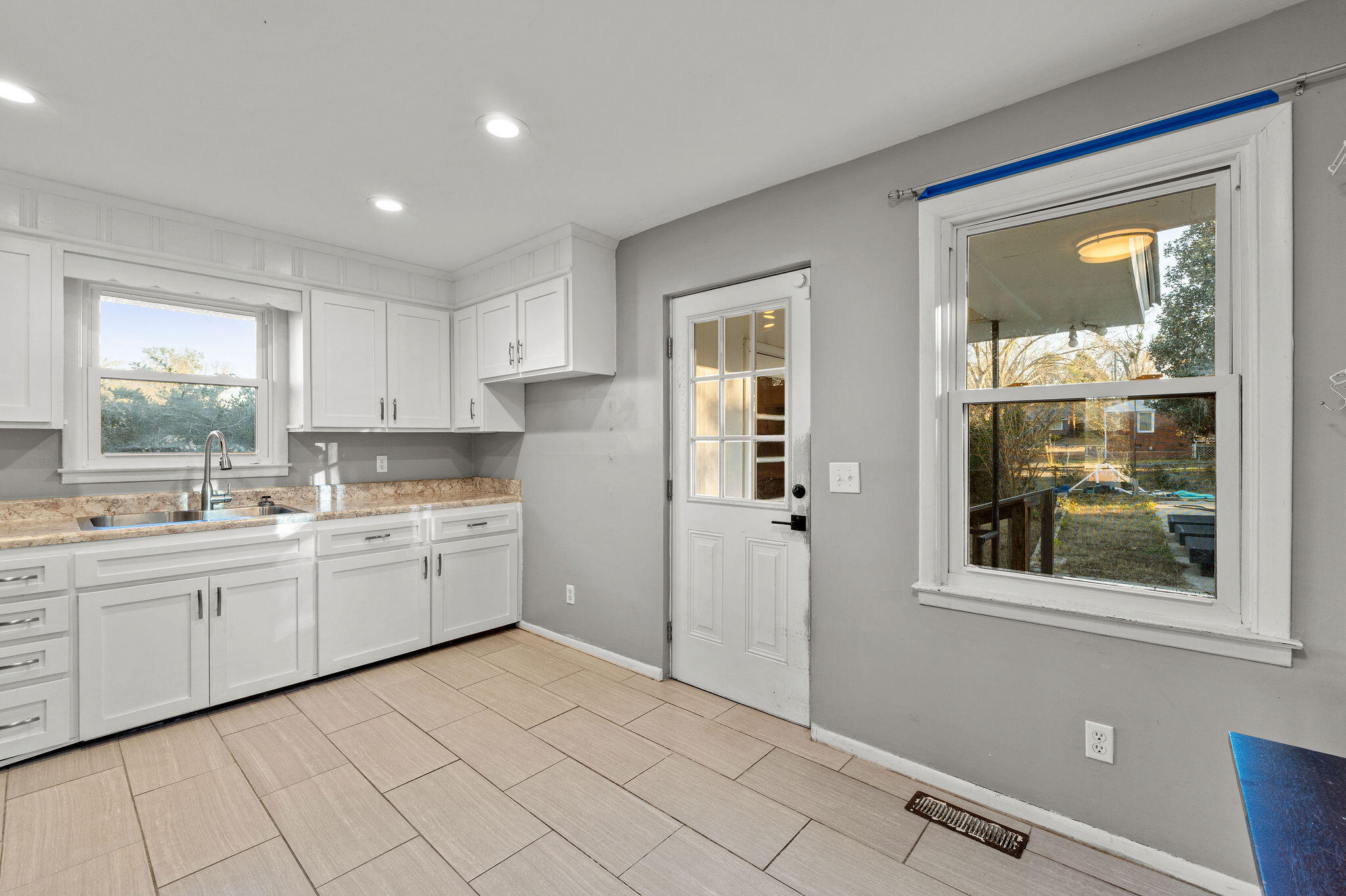 211 Heil Drive North Augusta, SC 29841 - Photo 9 of 27 DSC02617