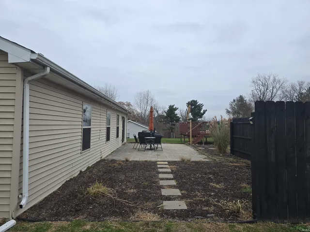 $285,900 | 40 Lane 101 Harbour Cove, Fremont, IN 46737