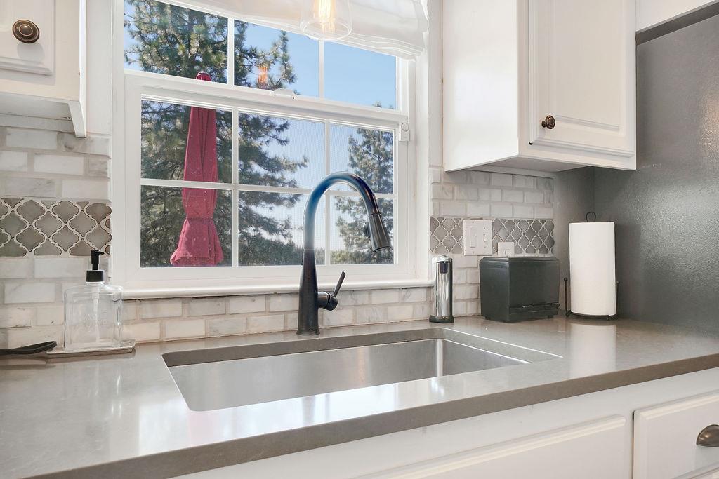 12323 Eldel Road Pine Grove, CA 95665 - Photo 15 of 42 Gallery Image 15