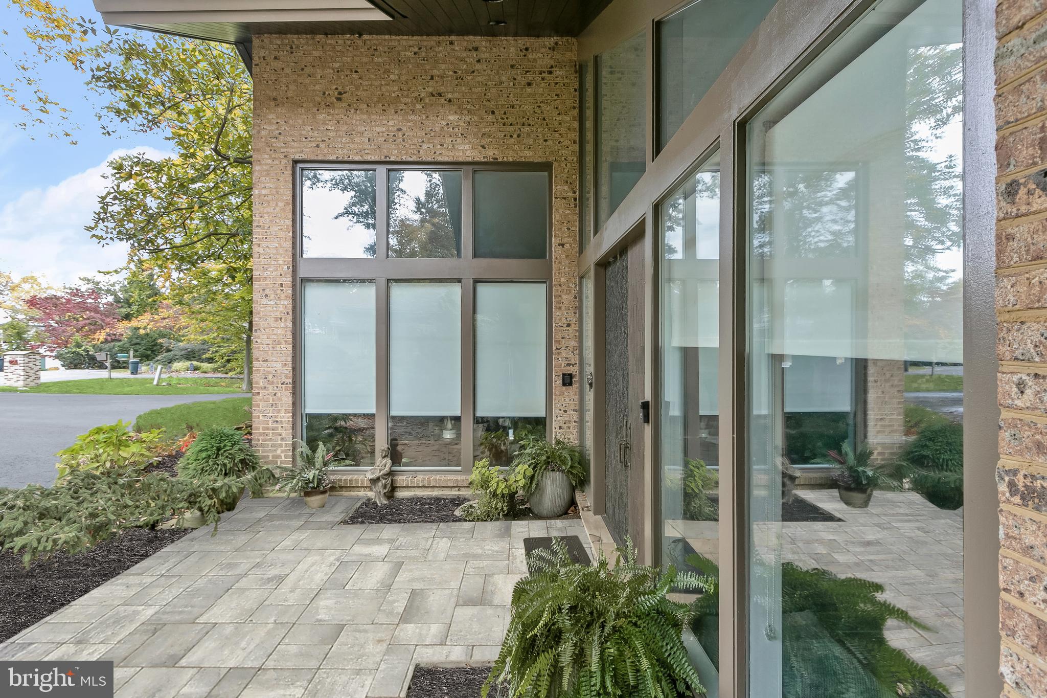 8904 Iron Gate Court Potomac, MD 20854 - Photo 3 of 81