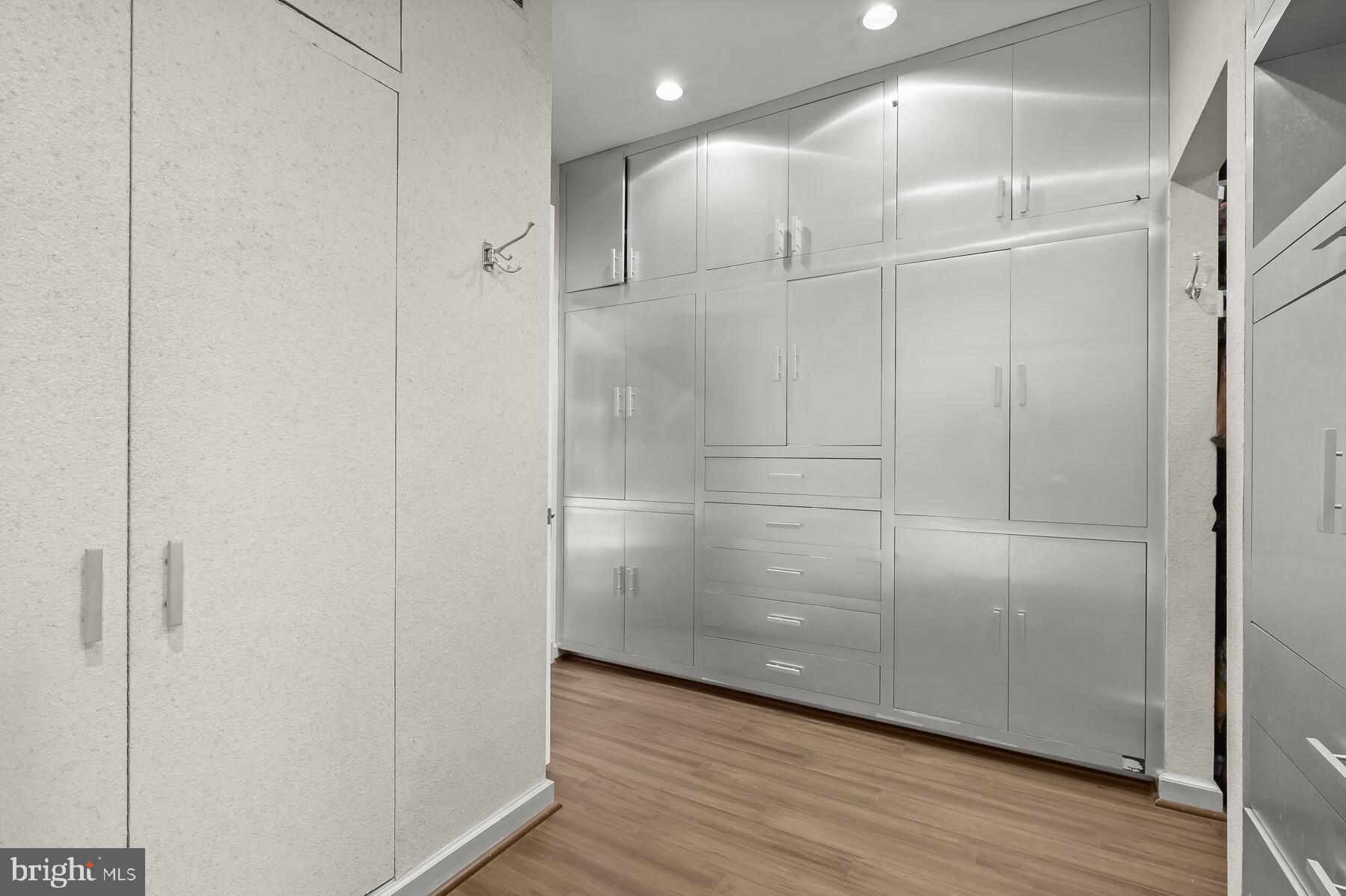 8904 Iron Gate Court Potomac, MD 20854 - Photo 54 of 81