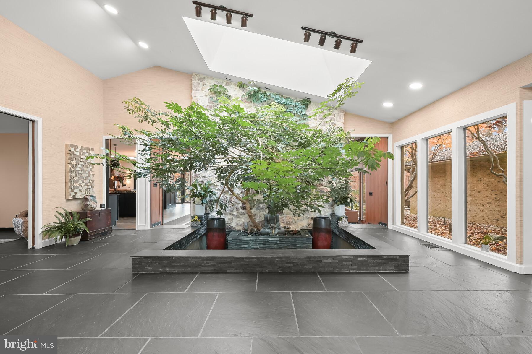 8904 Iron Gate Court Potomac, MD 20854 - Photo 7 of 81