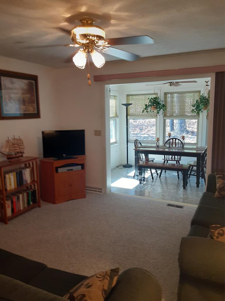 10382 Wagner Road Huntingdon, PA 16652 - Photo 4 of 25 Gallery Image 4