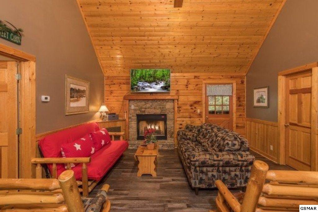 704 Grey Hawk Way Pigeon Forge, TN 37863 - Photo 14 of 29