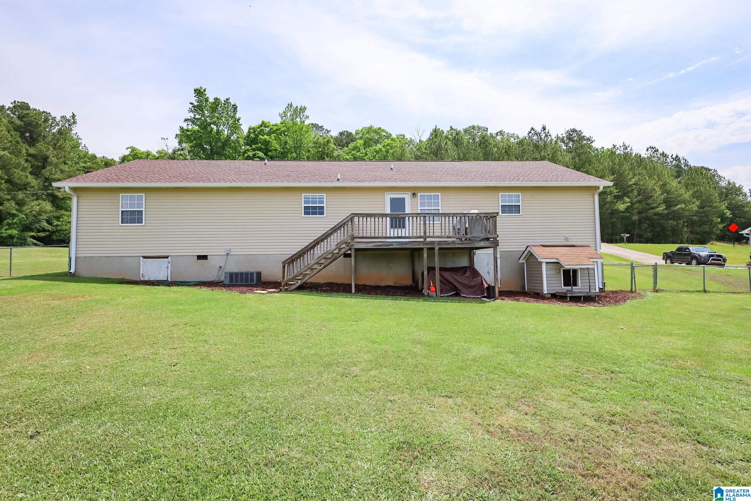 623 Nature Trail Jacksonville, AL 36265 - Photo 5 of 16