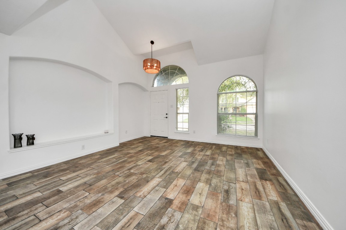 322 Burris Park Drive Spring, TX 77373 - Photo 10 of 44