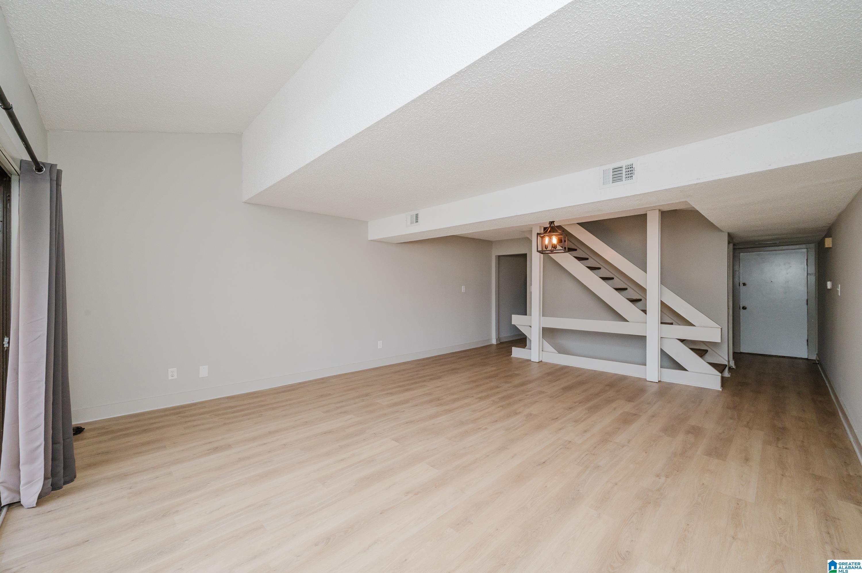 405 Running Brook Road, Unit 405 Hoover, AL 35226 - Photo 15 of 42 Gallery Image 15