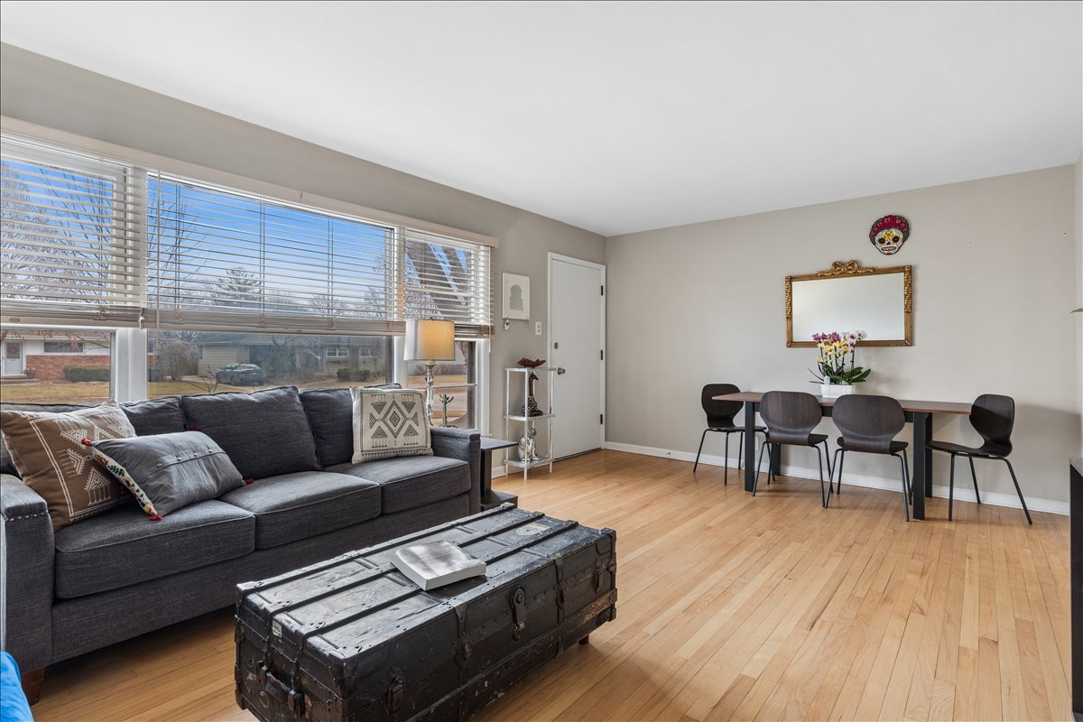504 North Russel Street Mount Prospect, IL 60056 - Photo 4 of 19 a living room with furniture and wooden floor