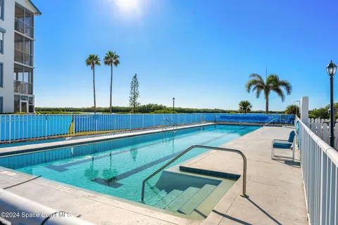 $299,000 | 550 South Brevard Avenue, Unit 523, Cocoa Beach, FL 32931