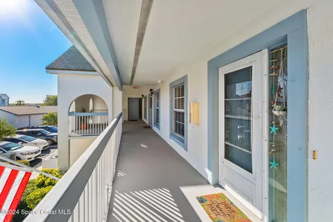 $299,000 | 550 South Brevard Avenue, Unit 523, Cocoa Beach, FL 32931