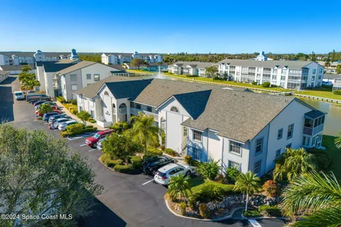 $299,000 | 550 South Brevard Avenue, Unit 523, Cocoa Beach, FL 32931