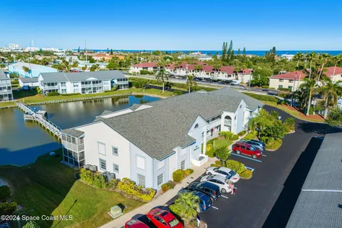 $299,000 | 550 South Brevard Avenue, Unit 523, Cocoa Beach, FL 32931
