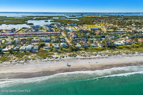 $299,000 | 550 South Brevard Avenue, Unit 523, Cocoa Beach, FL 32931