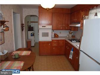 185 Niantic Road Barto, PA 19504 - Photo 2 of 12 Gallery Image 2