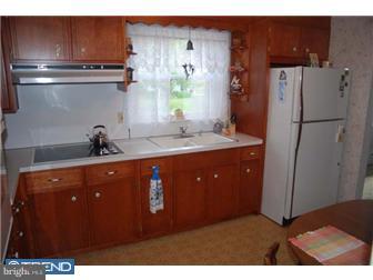 185 Niantic Road Barto, PA 19504 - Photo 3 of 12 Gallery Image 3