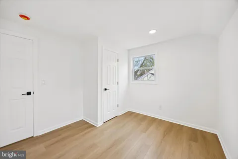 a view of empty room with window