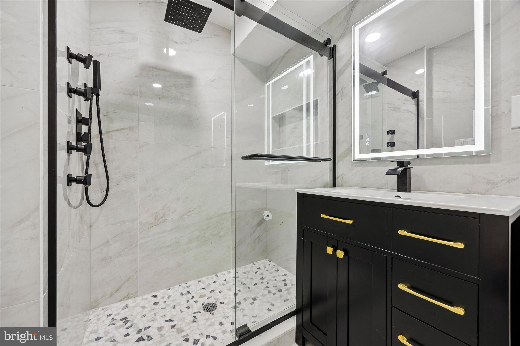 16 Buckingham Road Marlton, NJ 08053 - Photo 21 of 29