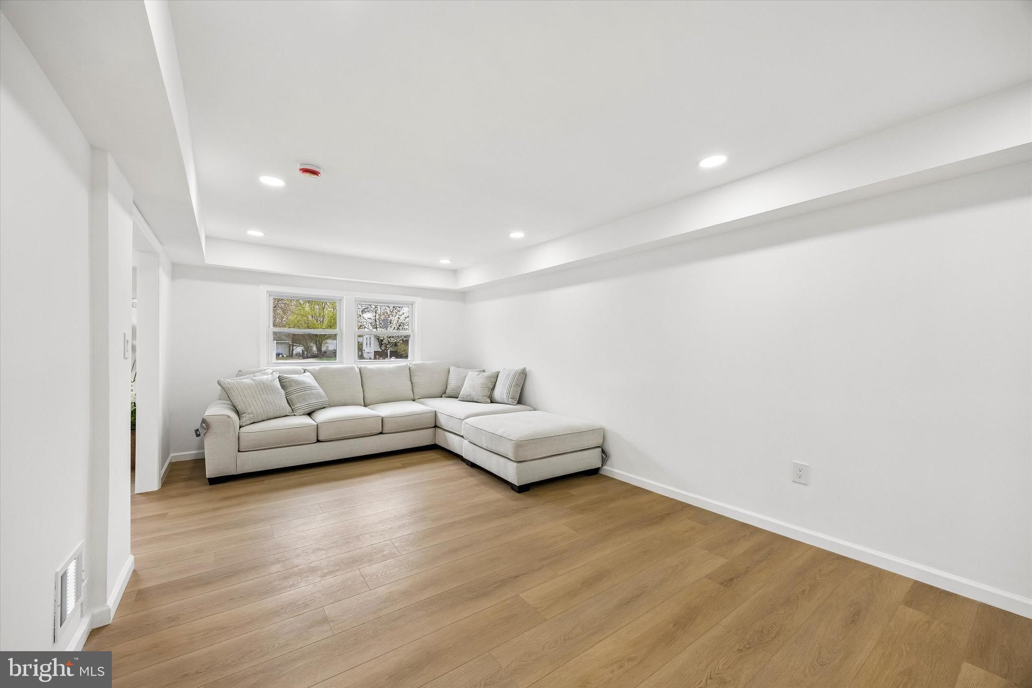 16 Buckingham Road Marlton, NJ 08053 - Photo 4 of 29