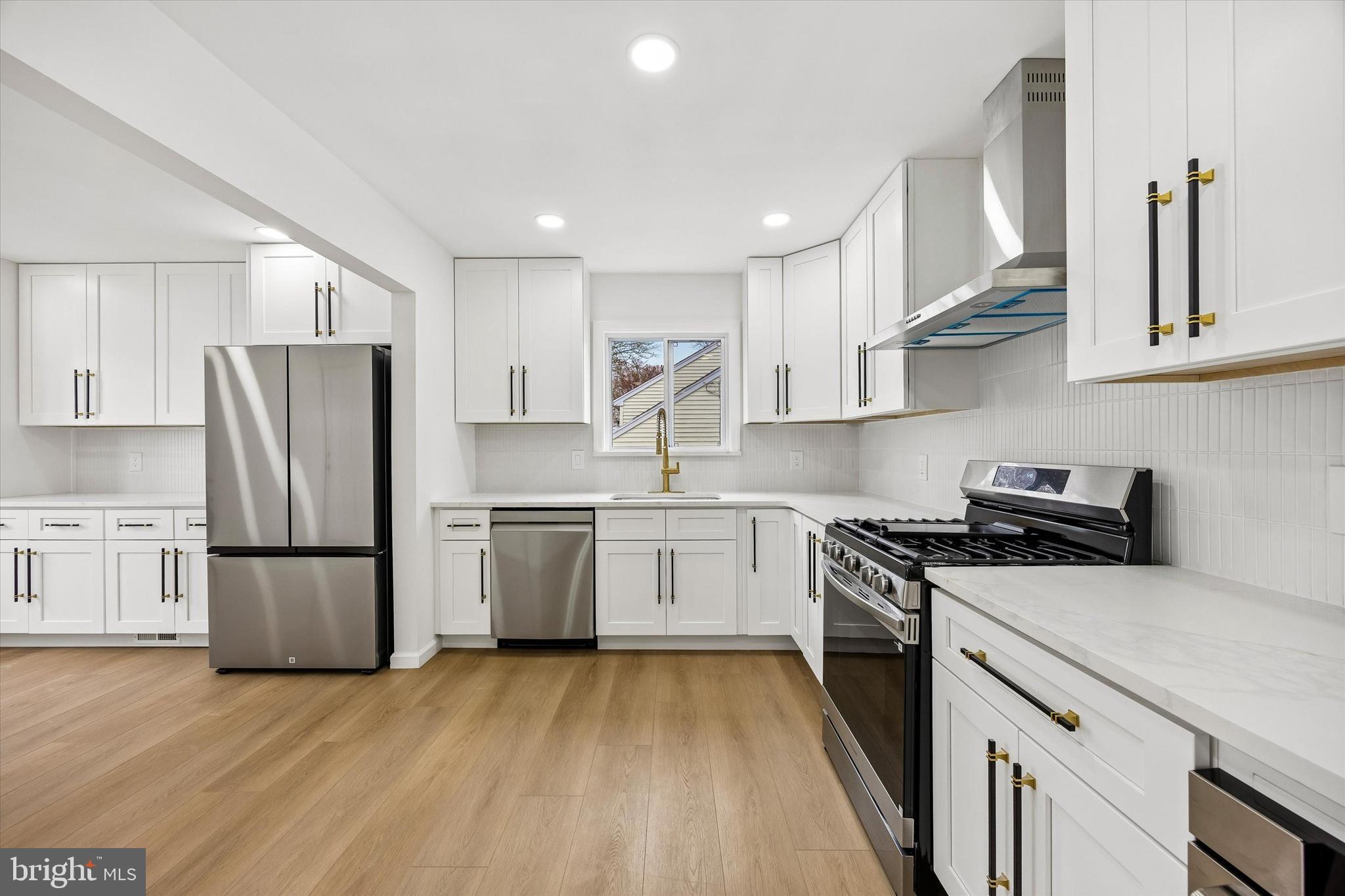 16 Buckingham Road Marlton, NJ 08053 - Photo 8 of 29