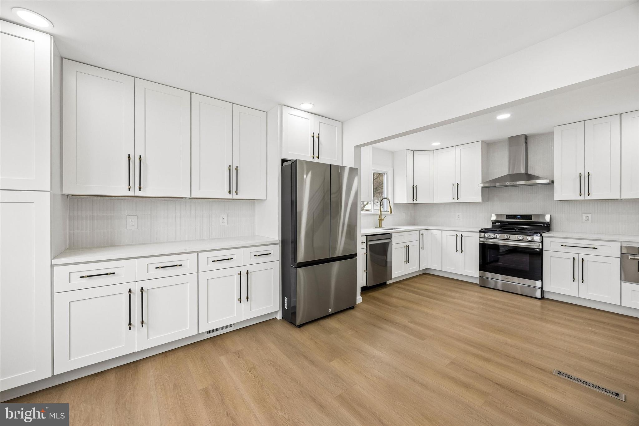 16 Buckingham Road Marlton, NJ 08053 - Photo 9 of 29