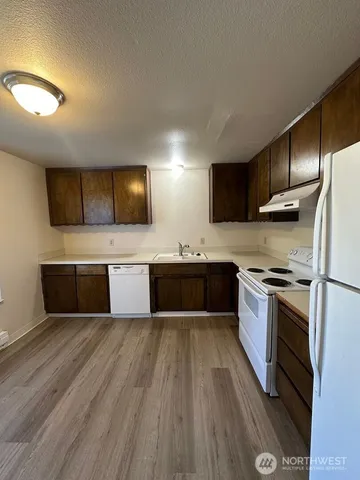 $1,400 | 500 75th Street Southeast, Unit 12, Everett, WA 98203