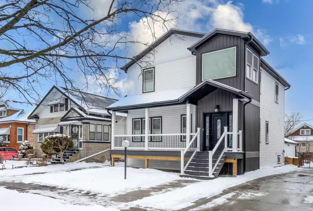 $550,000 | 1830 South 11th Avenue, Maywood, IL 60153