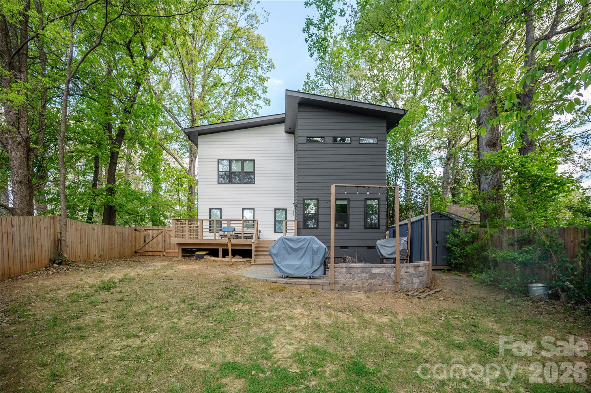 1608 Chippendale Road Charlotte, NC 28205 - Photo 5 of 13