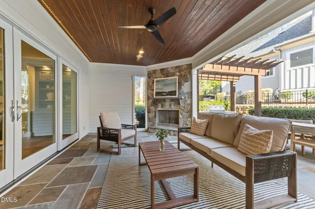 $1,895,000 | 2600 Oxford Road, Raleigh, NC 27608