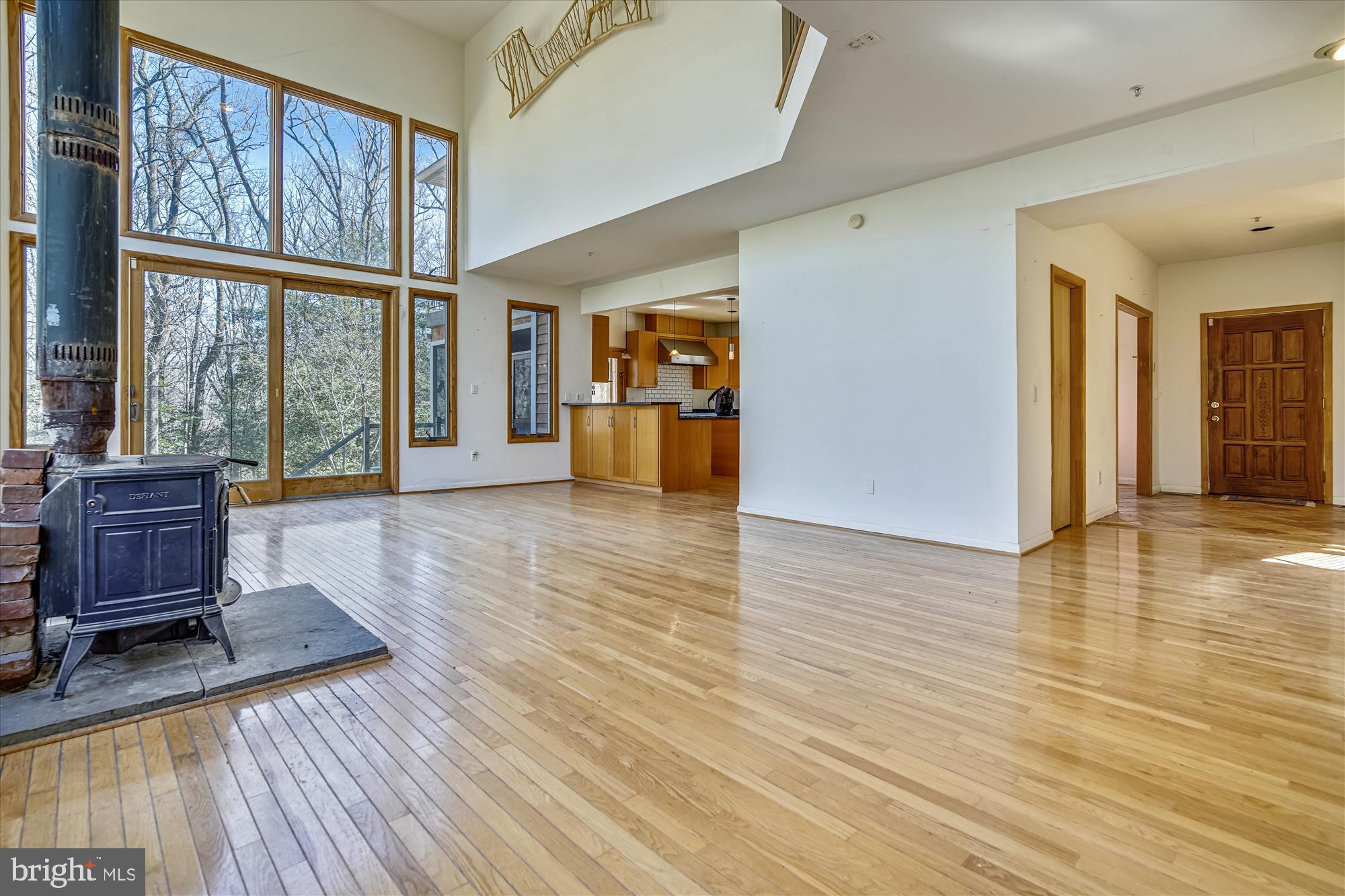 2751 Colonial Road Accokeek, MD 20607 - Photo 18 of 49 Great room