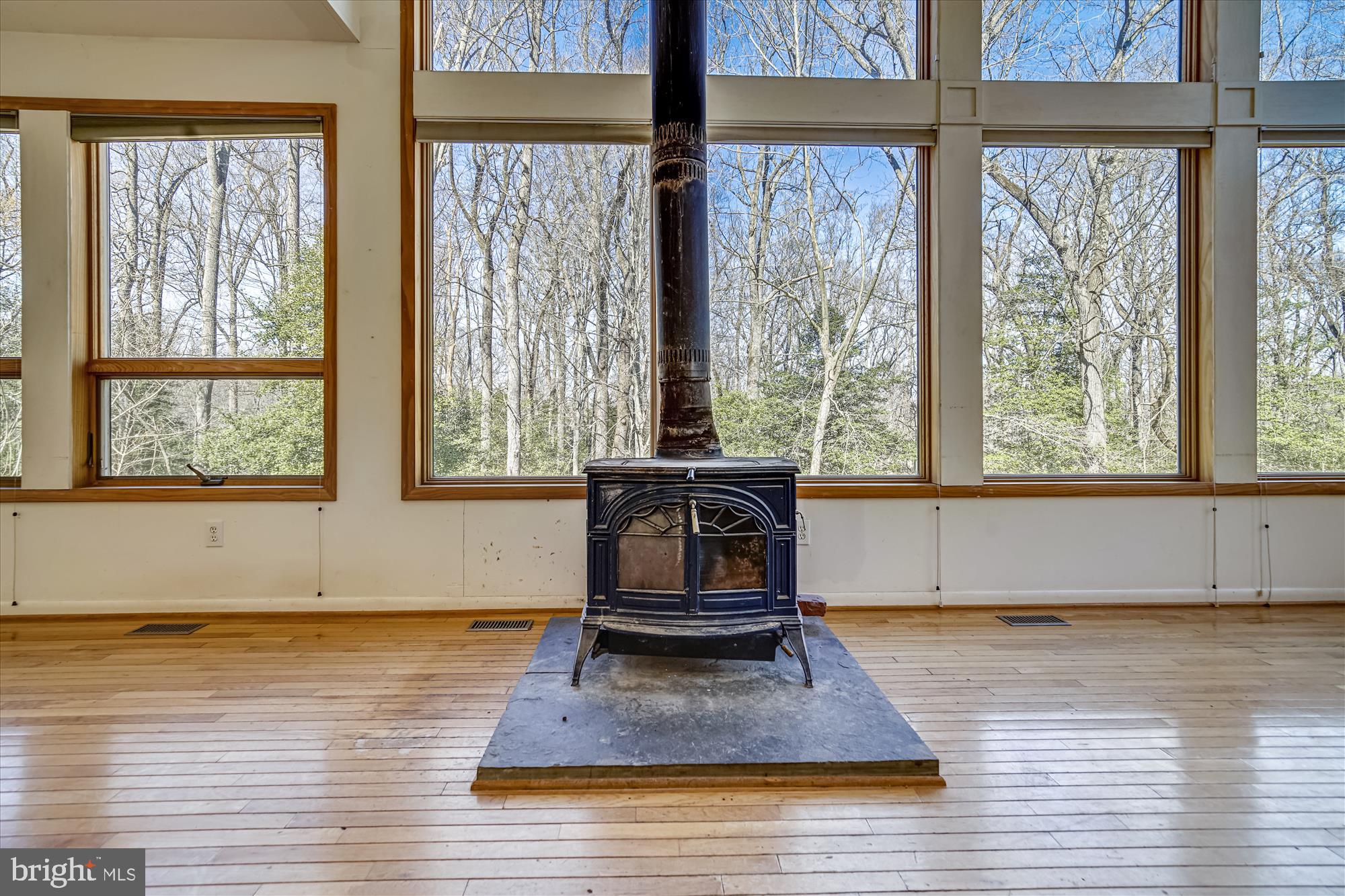 2751 Colonial Road Accokeek, MD 20607 - Photo 20 of 49 Woodstove keeps things toasty