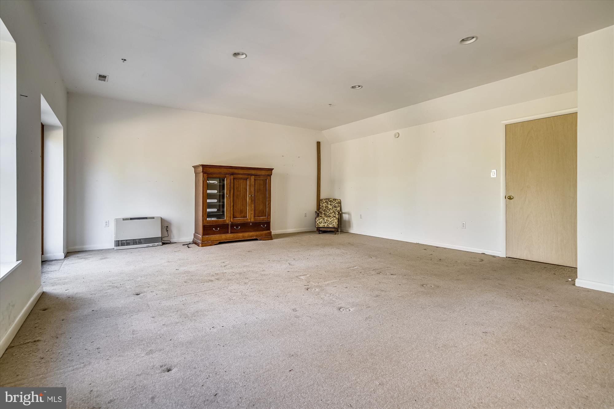 2751 Colonial Road Accokeek, MD 20607 - Photo 47 of 49 Lower level recreation room