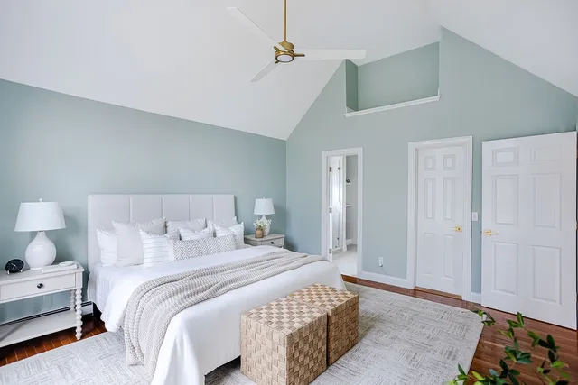 $1,249,000 | 126 Mitchell's Lane, Portsmouth, RI 02871